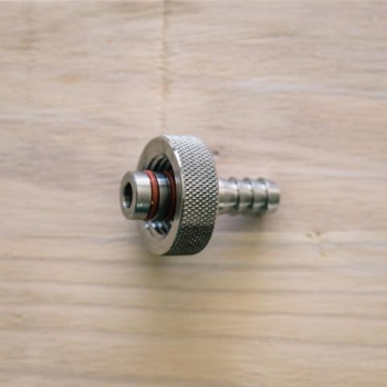 12-knurled-fpt-to-38-hose-barb-for-re-circ-bulkhead