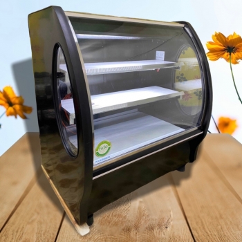 vitrina-marca-masser-modelo-1000-ea-de-un-metro-vidrio-curvo-entrepanos-en-acero-color-negro
