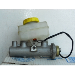 bomba-de-frenos-original-para-np300-y-d21